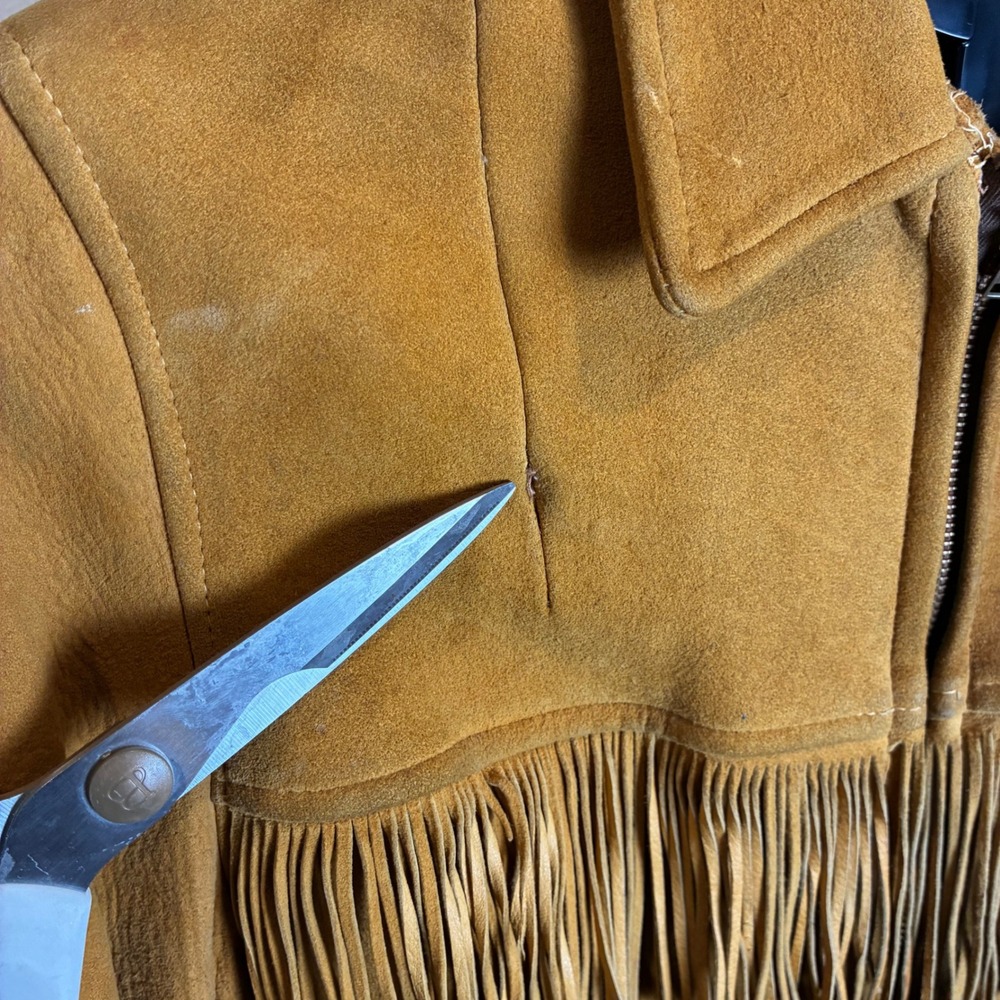 True Vintage 1940s 50s Western Buckskin Fringe‎ Jacket Conmar rectangular zip - Picture 6 of 16